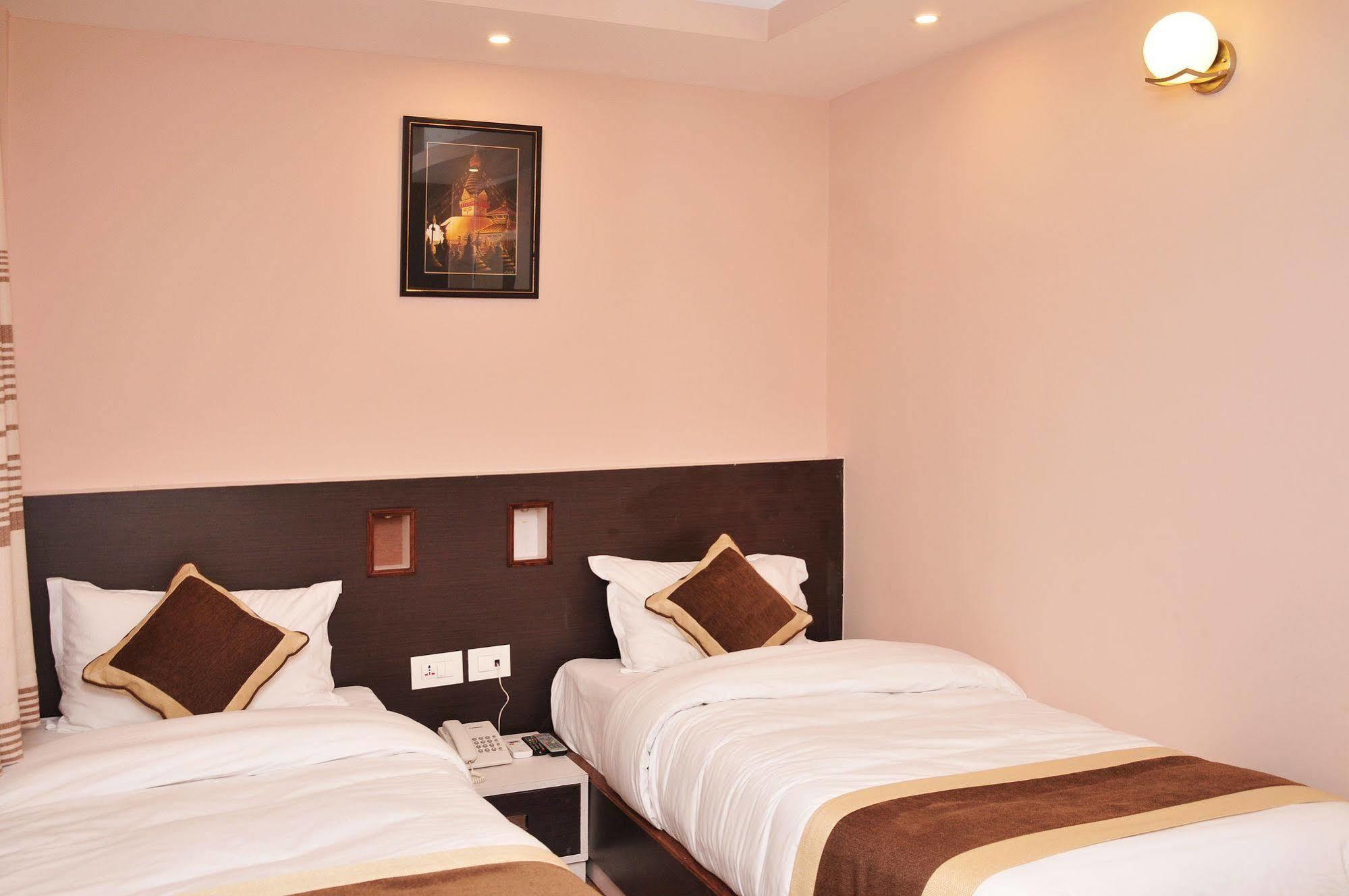 Lemon Tree Hotel Katmandou Extérieur photo